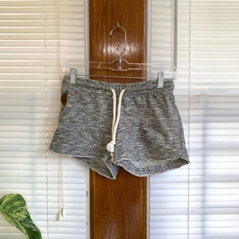 Point Pleasant Beach Women's Size Small Beachy Lounge Shorts